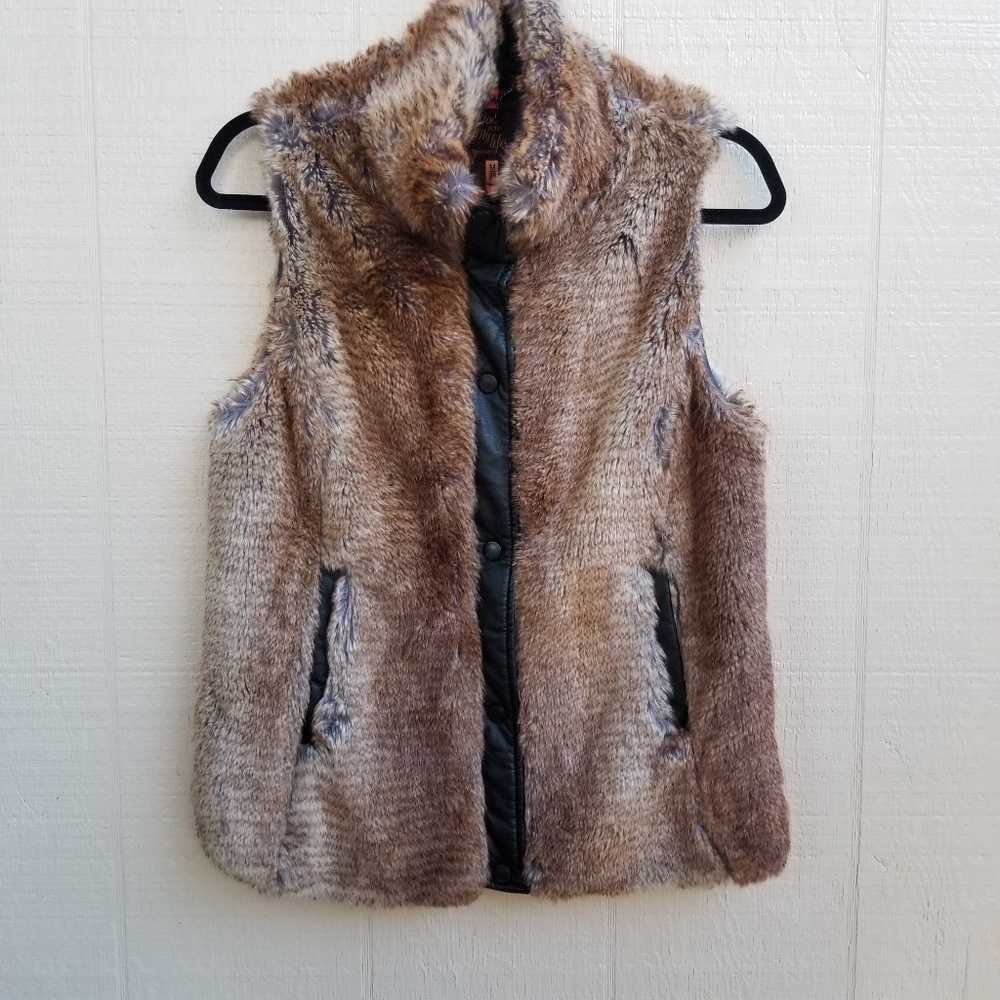 💫HOST PICK💫 Faux Fur Vest